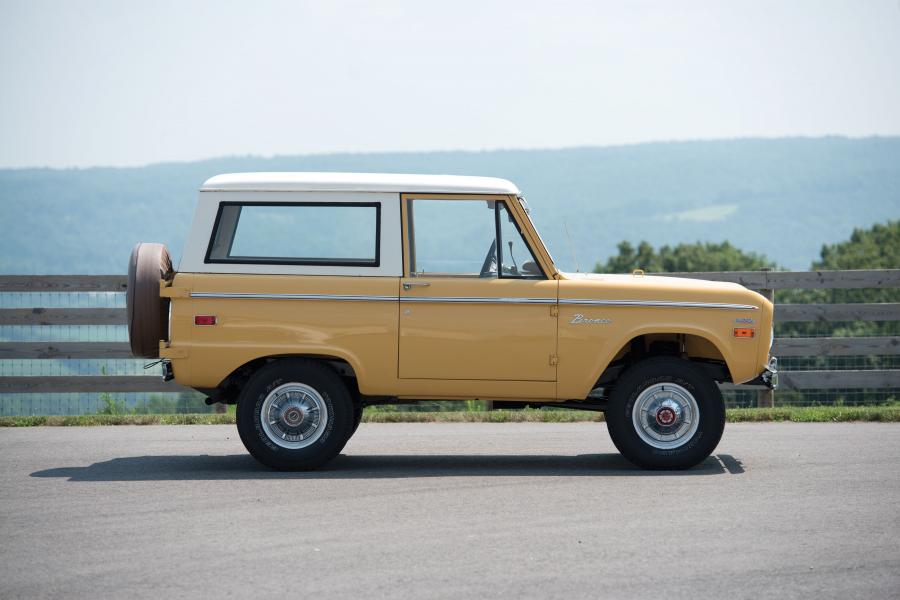  Ford Bronco Wagon 1973 года  (фото 7 из 8)
